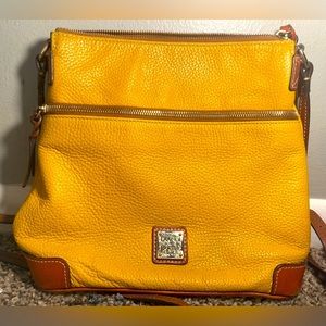 Womans Dooney & Bourke Crossbody Bag